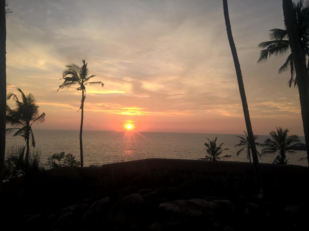 Hotel Seaweed โกวาลัม ภายนอก รูปภาพ